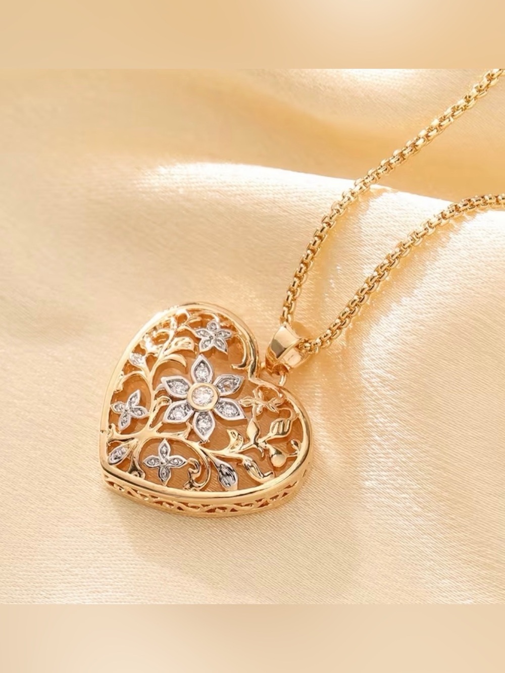 Gold Heart Filigree Pendant Necklace with Clear Accents Western Design